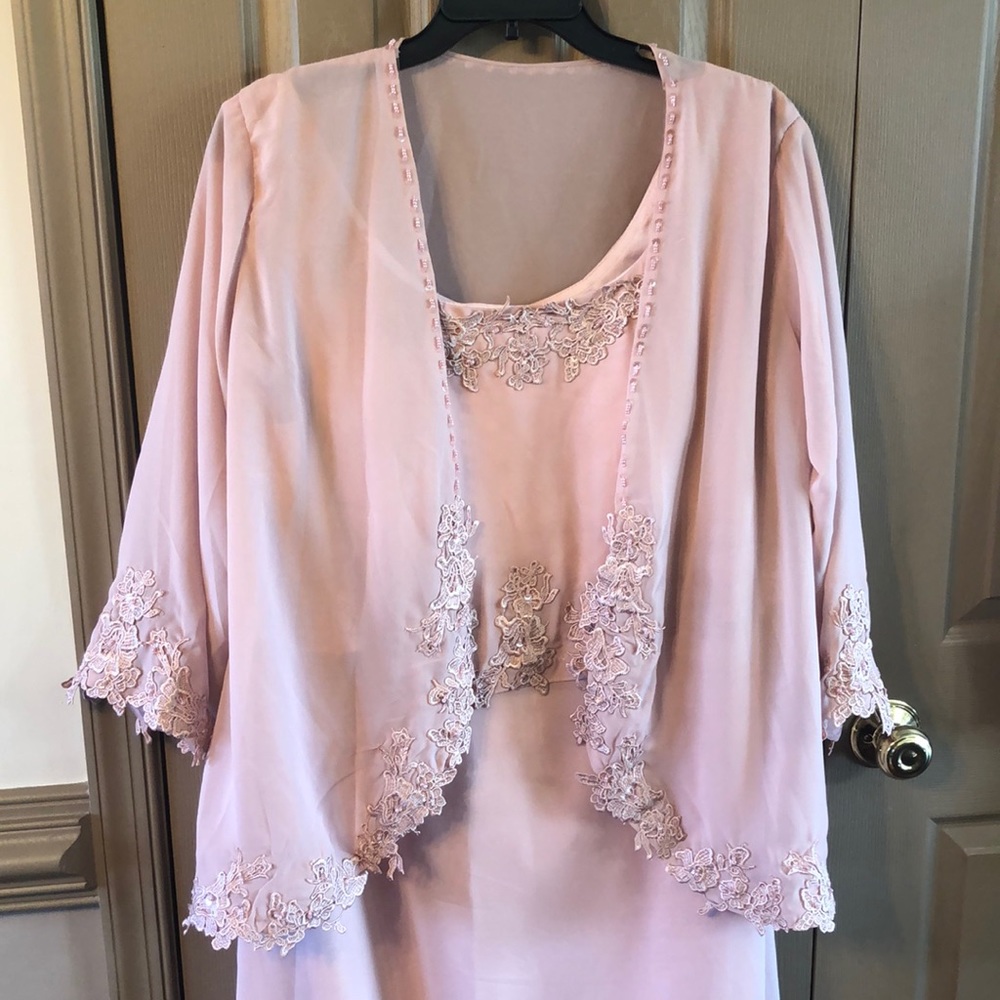 Women’s formal dress